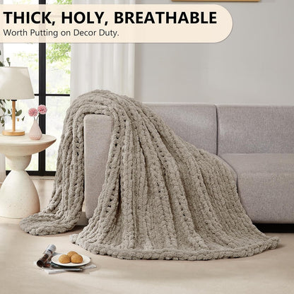 L'AGRATY Chunky Knit Blanket Throw: 50''x60'' Chenille Chunky Knitted Throw Blanket for Bed Couch