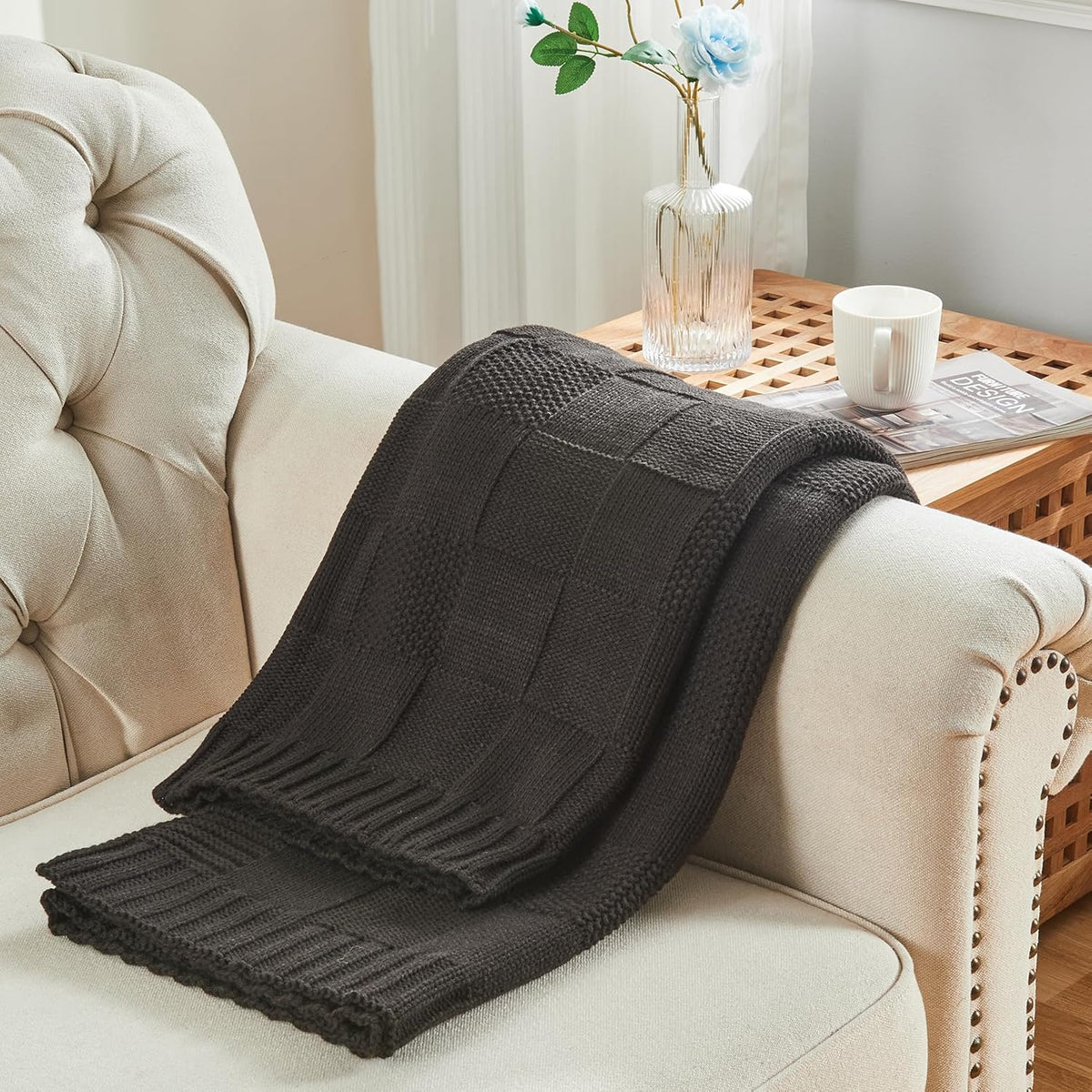 CozeCube Check Knit Throw Blanket, Jet Black Checkered Throw for Couch, Decorative Christmas Soft