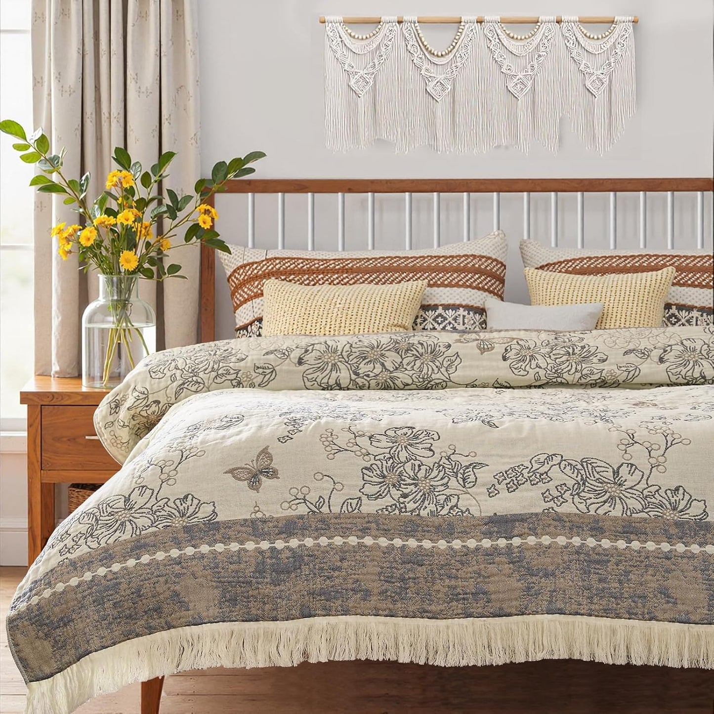 jinchan Boho Floral 100% Cotton Blanket 4-Layer Throw Blanket with Tassel Grey and White Flower