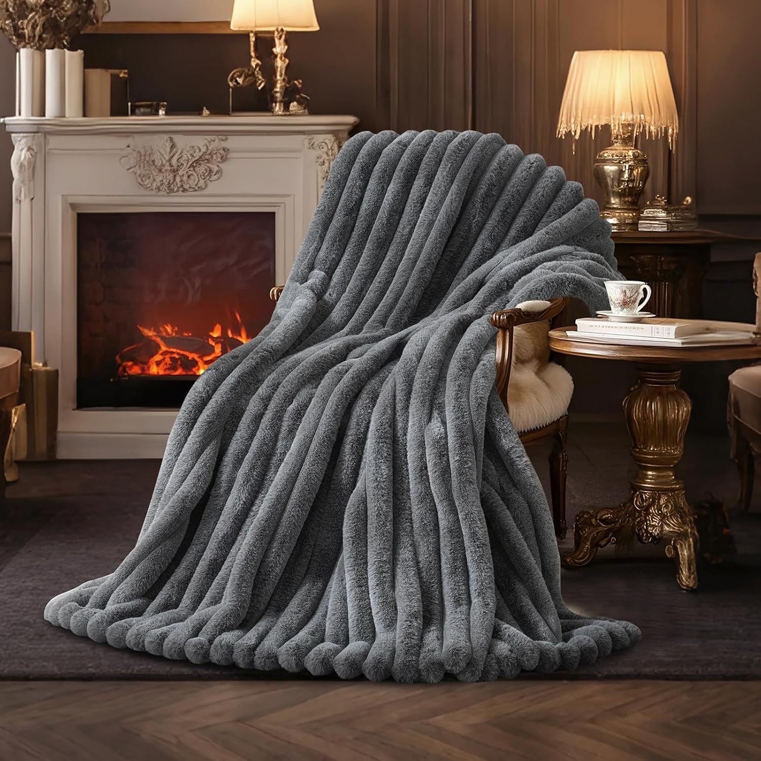 Amélie Home Faux Fur Throw Blanket for Couch, Ultra Cozy Fuzzy Fluffy Fur Luxurious Soft Striped