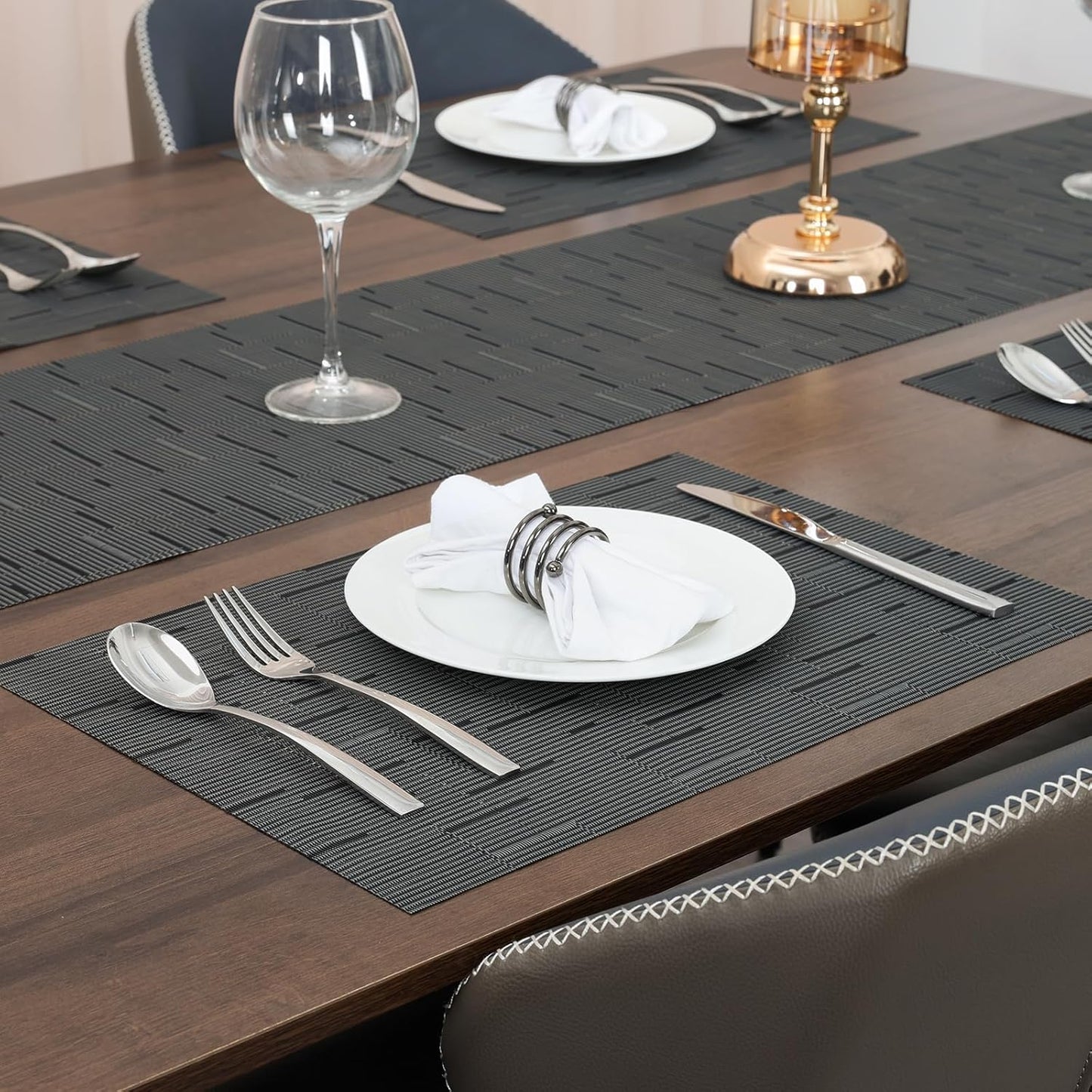 Myir JUN Placemats Set of 4, Vinyl Woven Placemats Place Mats Indoor Set of 4 Washable Table Mats