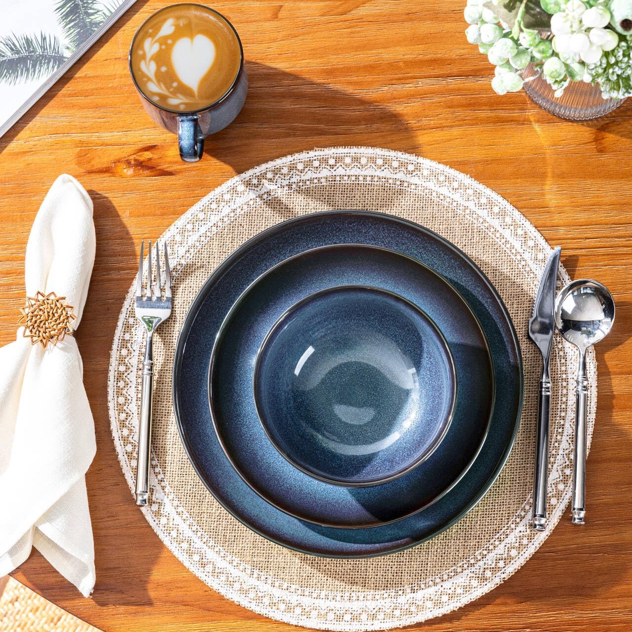 LERATIO Ceramic Dinnerware Sets for 4,16-Piece Reactive Glaze Plates and Bowls Set with Mugs,Highly