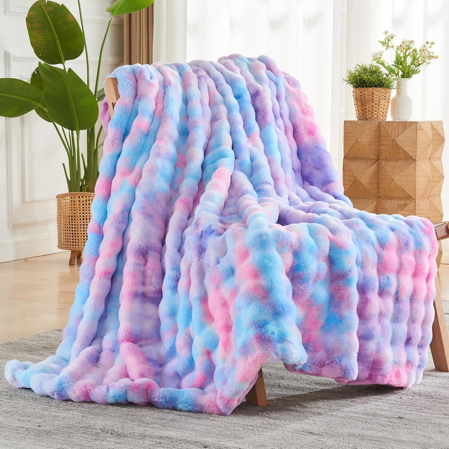 NEWCOSPLAY Faux Fur Throw Blanket Purple Rainbow Luxury Fluffy Thick Warm Bubble Blanket for Couch