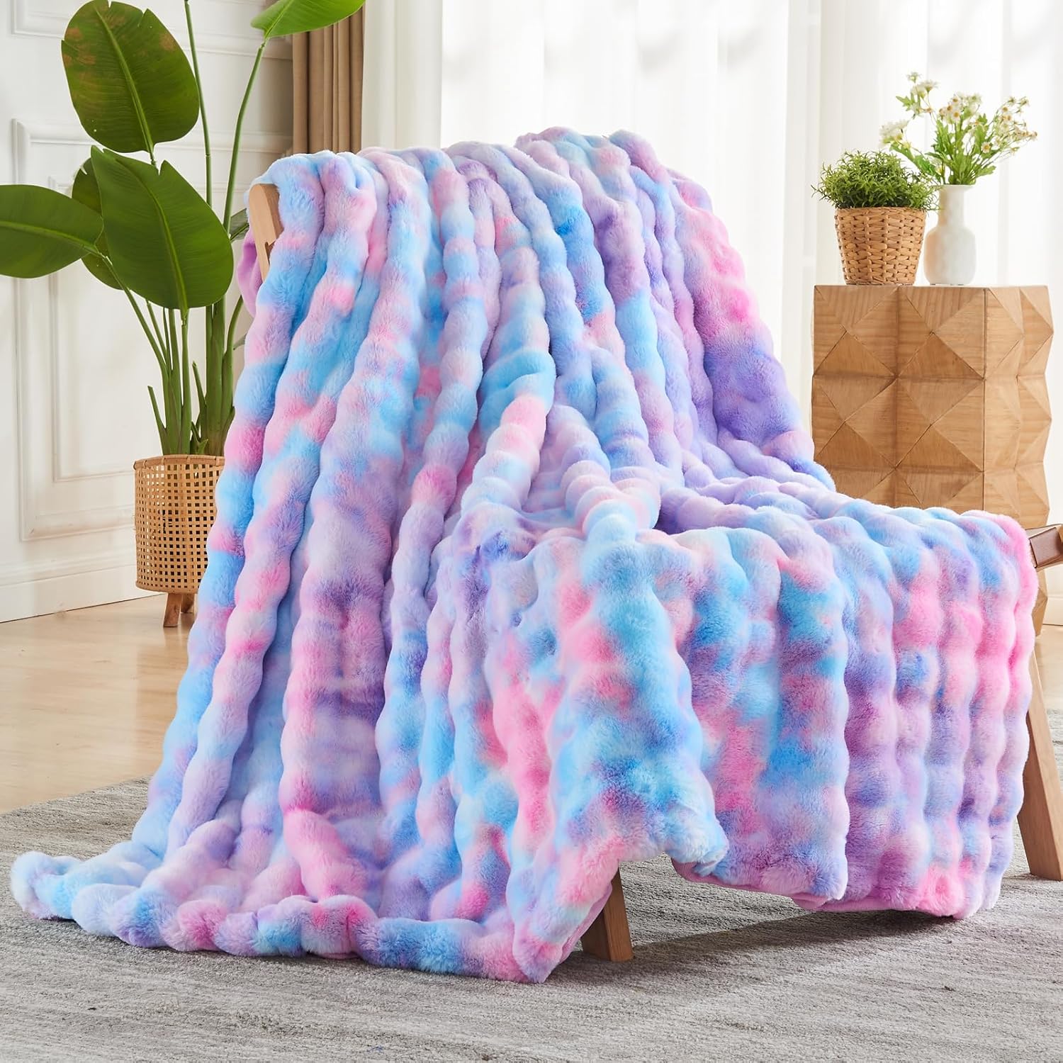 NEWCOSPLAY Faux Fur Throw Blanket Purple Rainbow Luxury Fluffy Thick Warm Bubble Blanket for Couch