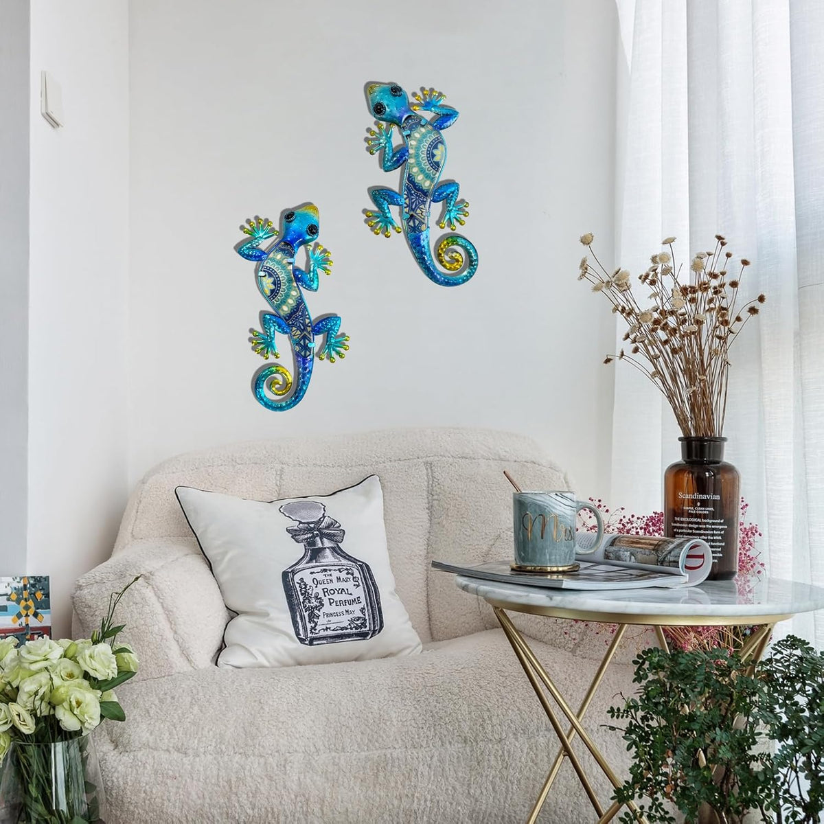 HONGLAND Metal Gecko Wall Art 2Pcs Outdoor Wall Decor Lizard Metal Hanging Wall Decoration Glass
