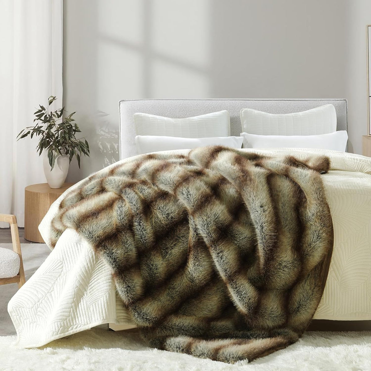 HORIMOTE HOME Luxury Plush Blanket, Soft & Cozy Fur Throw Blanket for Couch, Bed and Sofa, Fluffy