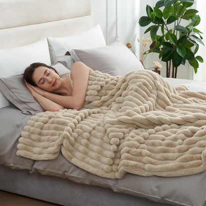 Amélie Home Faux Fur Throw Blanket for Couch, Cozy Fuzzy Fluffy Fur Luxurious Soft Striped Plush