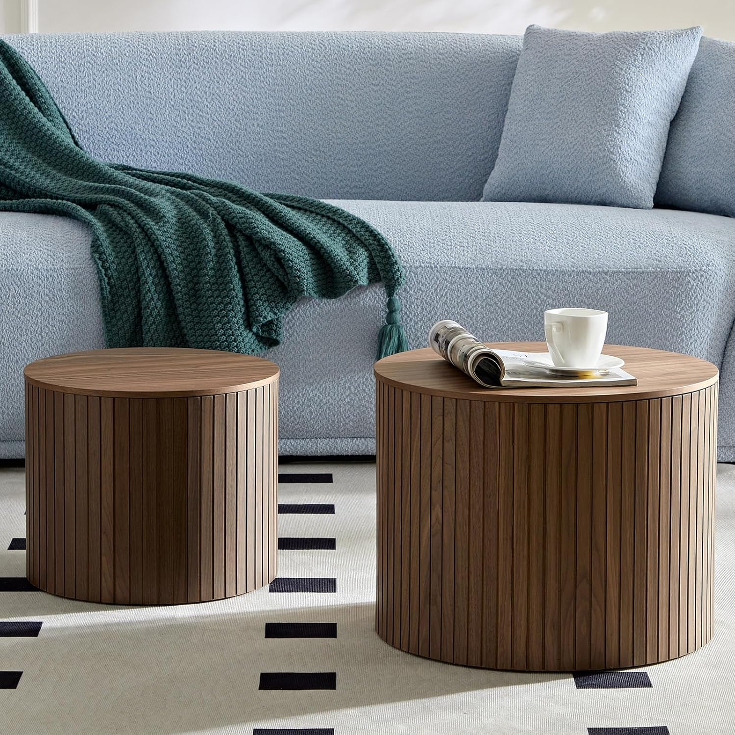 Nesting Coffee Tables Set of 2, Wooden Round Coffee Tables with Storage,Modern Circle Accent End