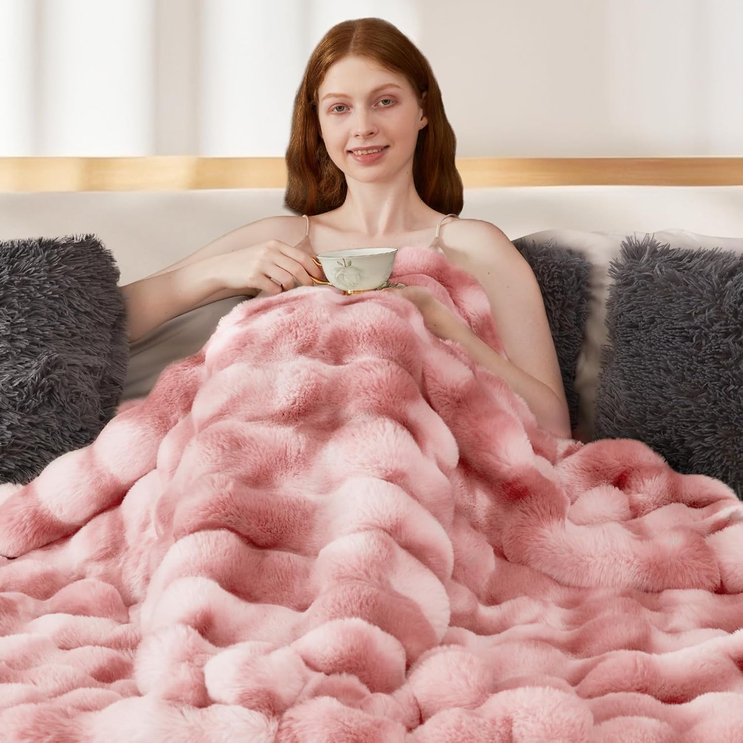 Luxury 1000GSM Faux Rabbit Fur Throw Blanket for Woman, Super Heavy Warm Cozy Blankets for Her for