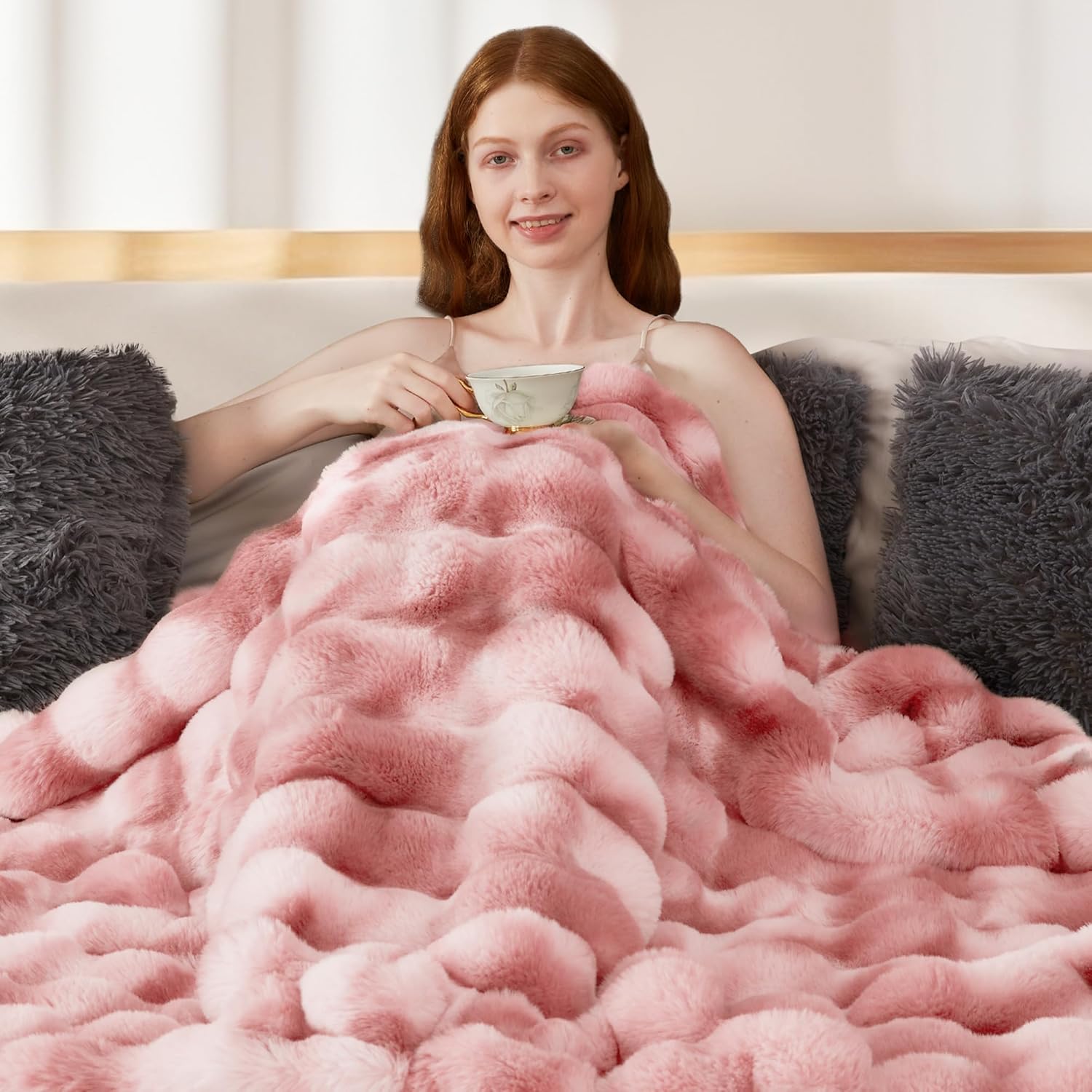 Luxury 1000GSM Faux Rabbit Fur Throw Blanket for Woman, Super Heavy Warm Cozy Blankets for Her for