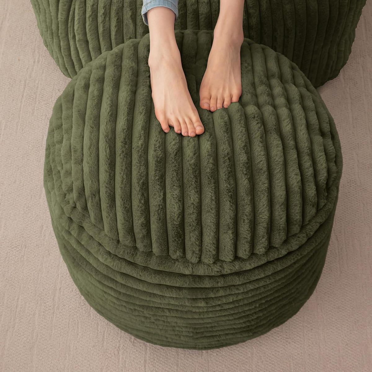 HIGOGOGO Round Stuffed Pouf Ottoman, Stripe Faux Fur Poufs with Foam Chunk Filling, Furry and