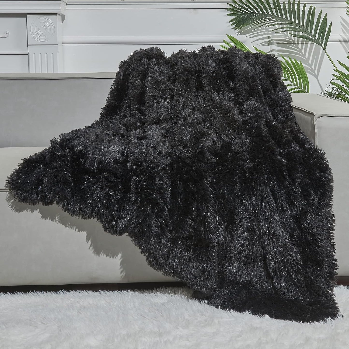 GONAAP Fuzzy Faux Fur Throw Blanket Black Super Soft Cozy Plush Fuzzy Shaggy Blanket for Couch Sofa