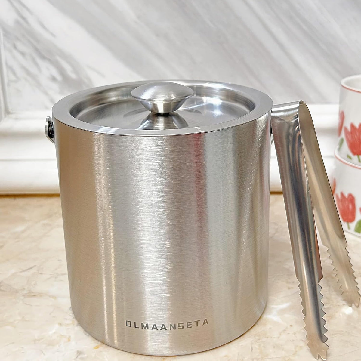 Small Ice Bucket with Lid and Tongs,1.3L Portable Mini Double Walled Ice Cube Bucket for Cocktail