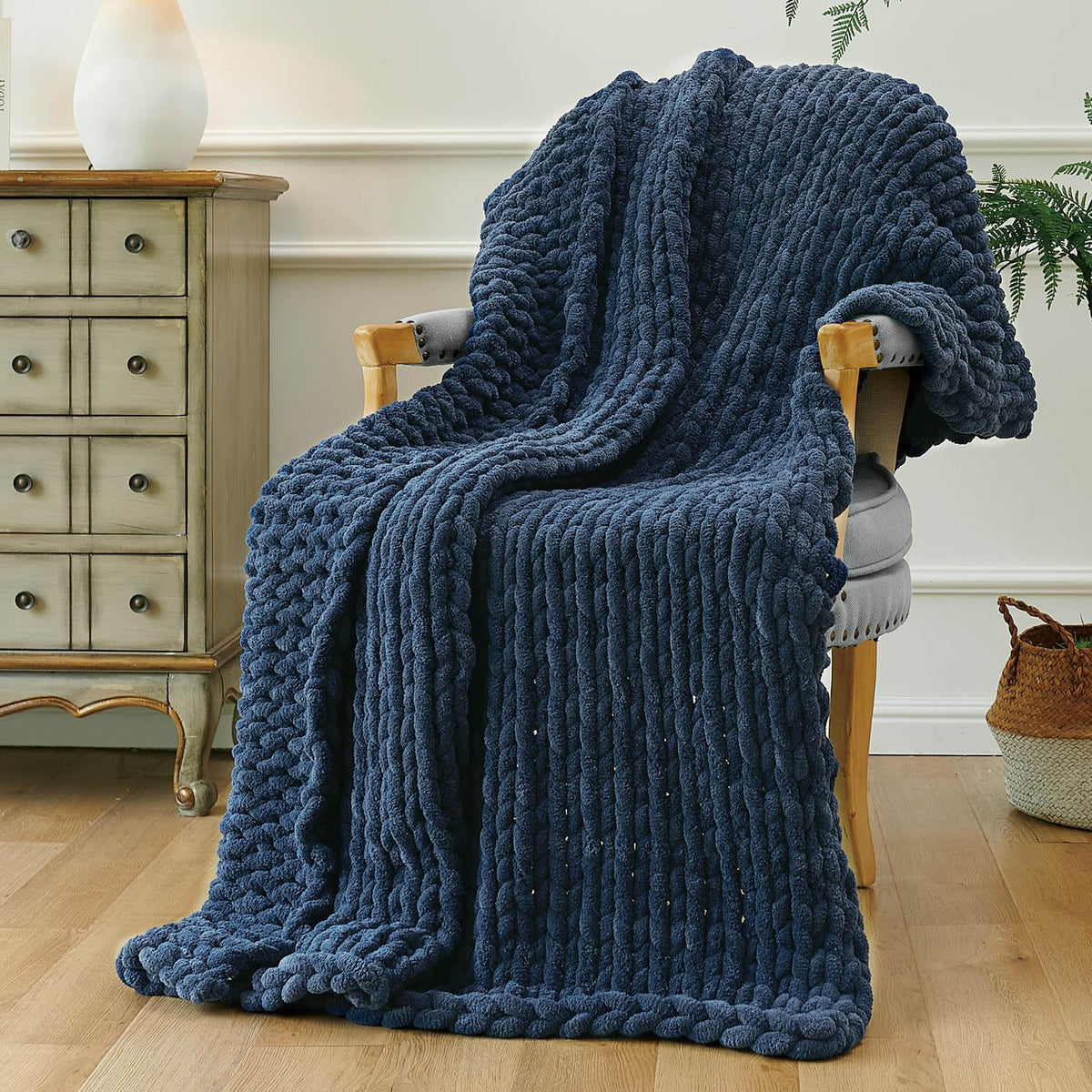Esterra Chunky Knit Throw Blanket Newly Upgraded Heavy Tighter Version, Handmade Chenille Throw