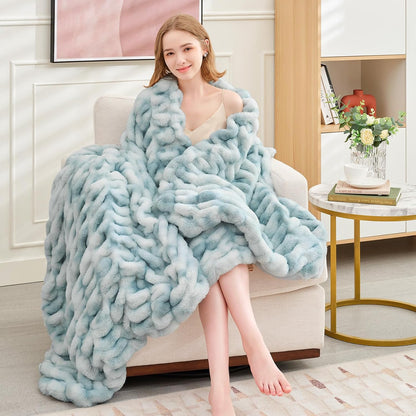 Ultra Soft Luxury Faux Fur Twin Blanket for Counch,Fuzzy Fluffy Plush Warm Cozy Elegant Wrinkled