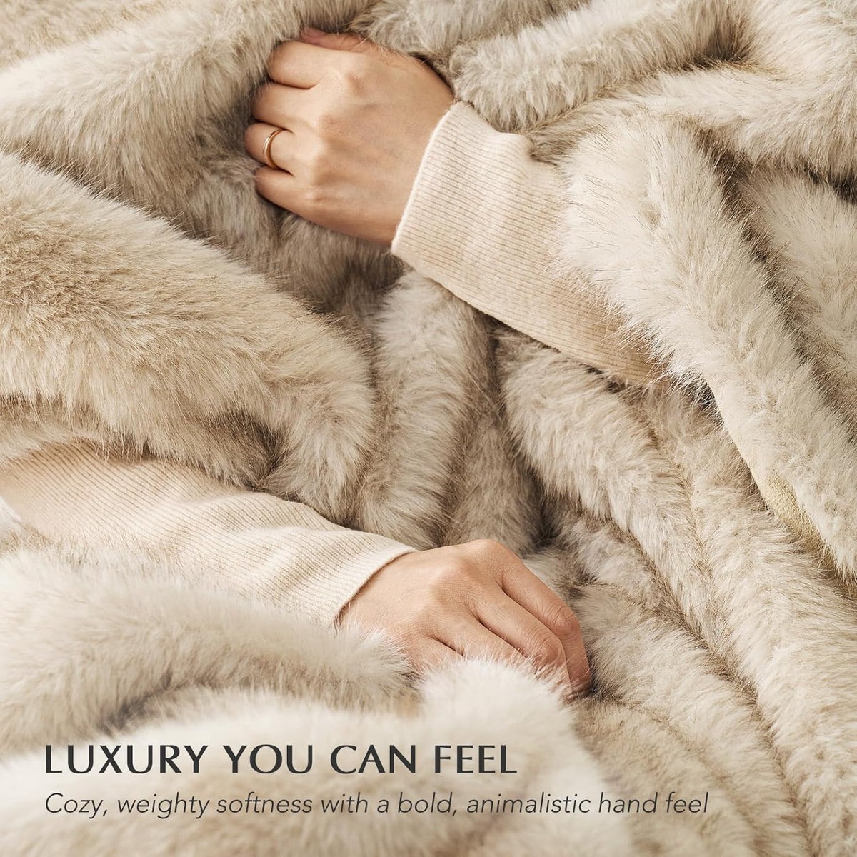 Luxury Faux Fur Throw Blanket, Soft Fluffy Faux Mink Blankets for Bed, Couch, Sofa, Thick Cozy