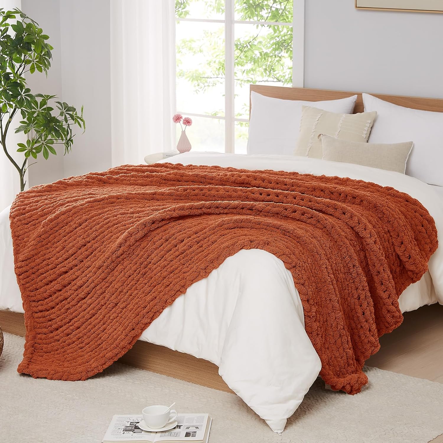 L'AGRATY Chunky Knit Blanket Throw: 72''x84'' Chenille Chunky Knitted Throw Blankets for Bed Couch