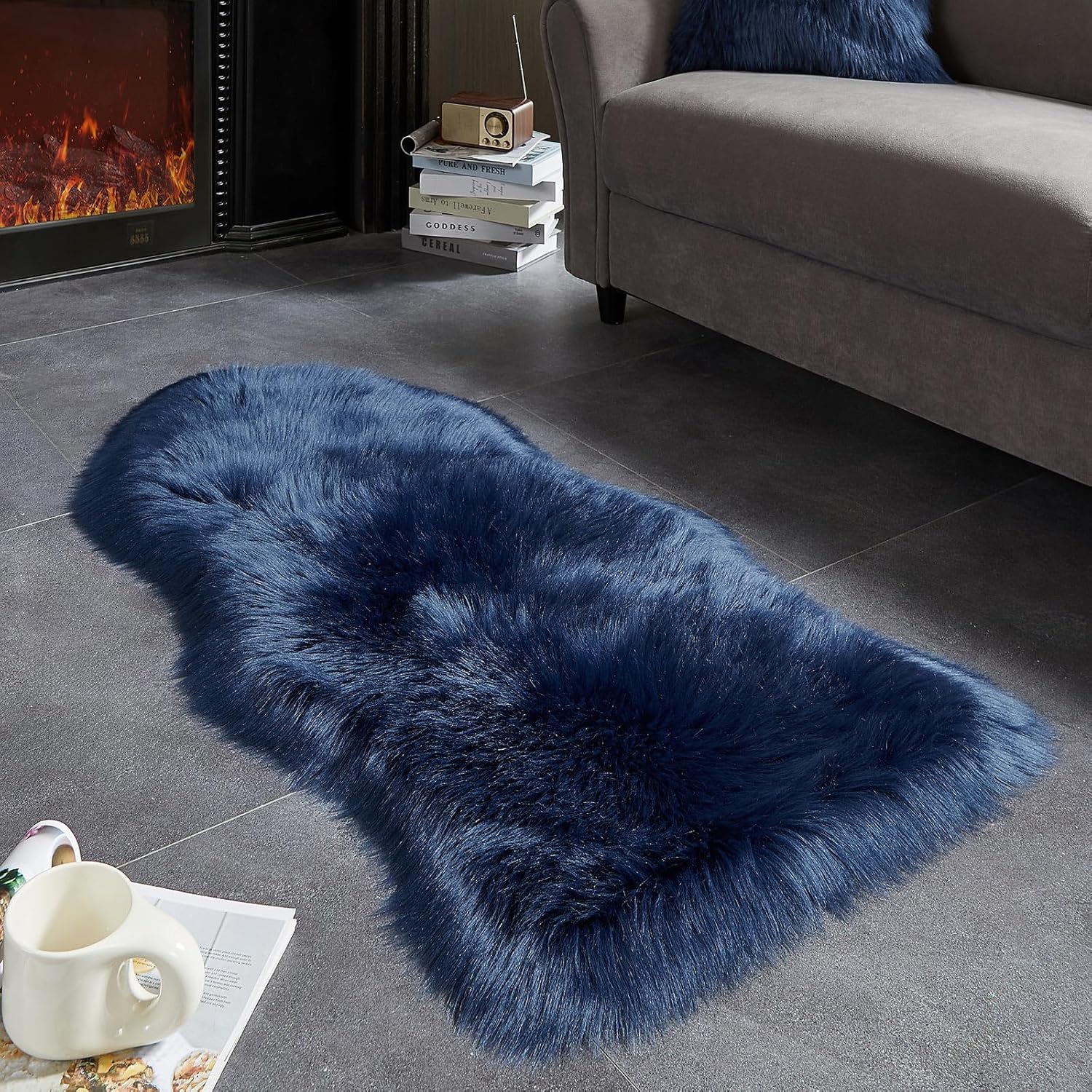 AMTOVO Faux Fur Rug, Dark Blue Area Rug, Fluffy Sheepskin Rug, Fuzzy Ultra Soft 2 x 4 ft Shag Rugs