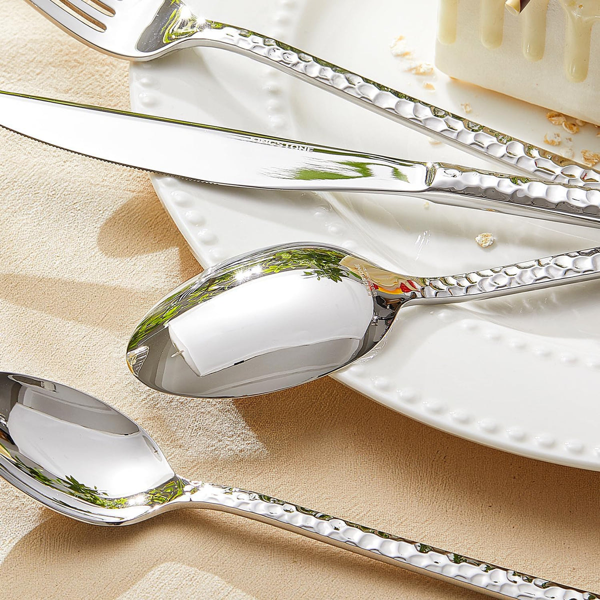 KINGSTONE 20 Piece Hammered Silverware Set, 18/10 Stainless Steel Flatware Set for 4, Cutlery Set