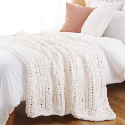 Battilo Chunky Knit Throw Blanket, Soft and Thick Chenille Throw Blanket, 50"x60" Handmade Cable