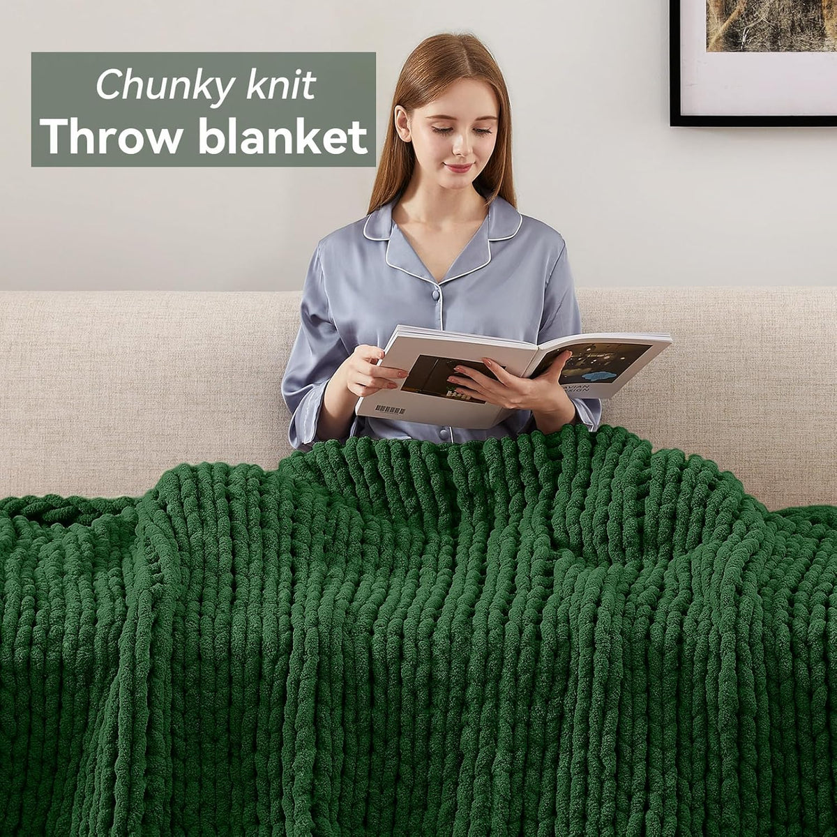 Chunky Knit Throw Blanket, 30''*40'' Knitted Throw Chenille Yarn for Bed Couch, Handmade Grass