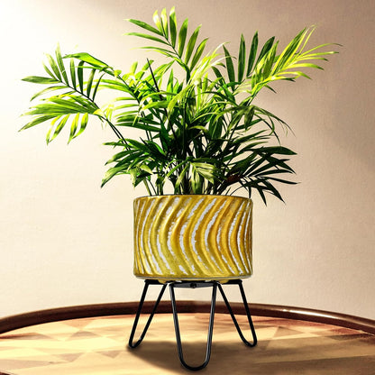 Harvest Land Plant Pots with Stand, Set of 2 Large Modern Planters Metal Tall Handmade Flower Pots