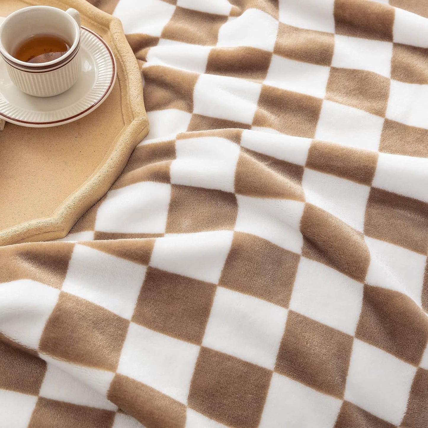 LOMAO Throw Blankets Flannel Blanket with Checkerboard Grid Pattern Soft Throw Blanket for Couch