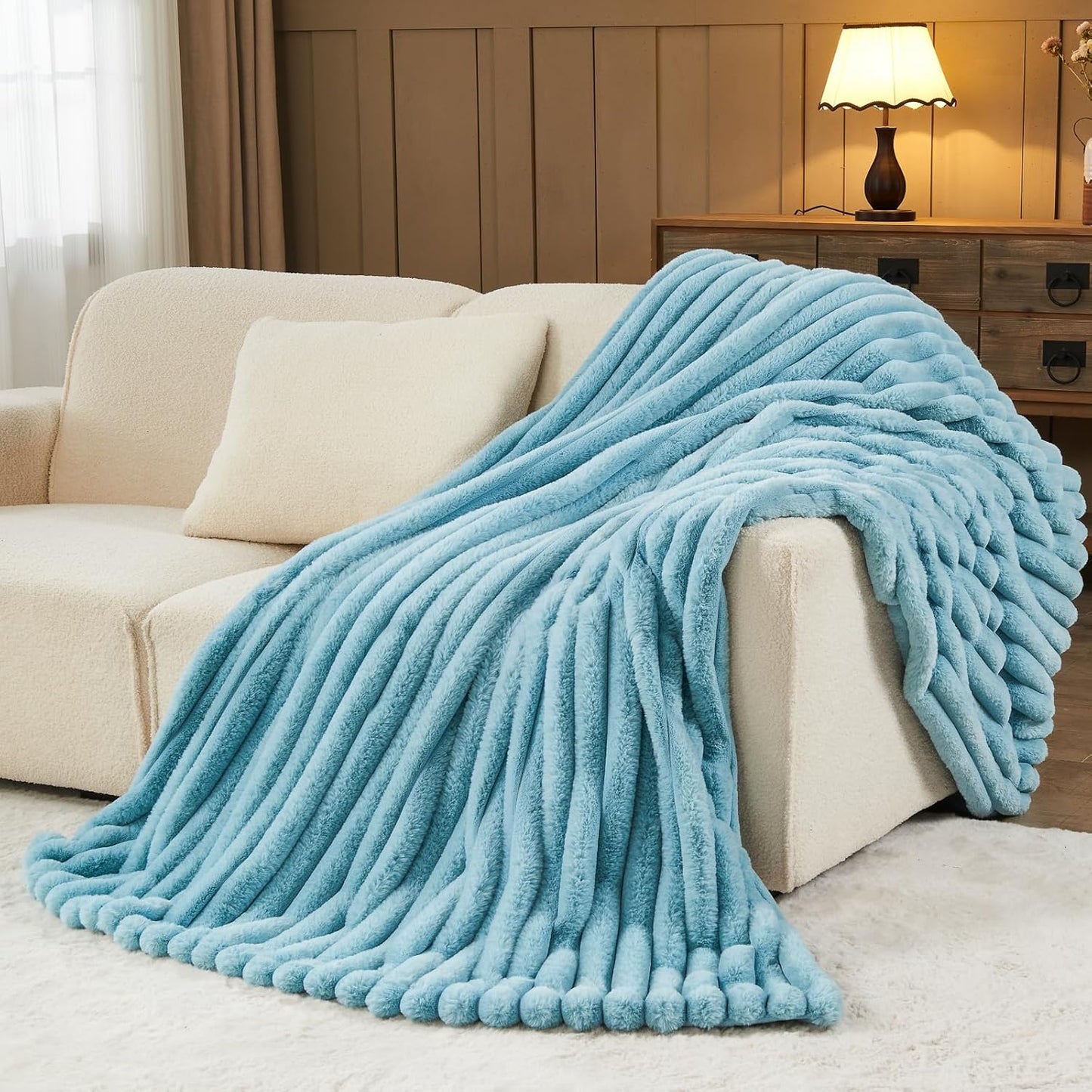 NEWCOSPLAY Faux Fur Throw Blanket Blue 3D Ribbed Plush Thick Warm Blanket for Couch Sofa Bed 850GSM
