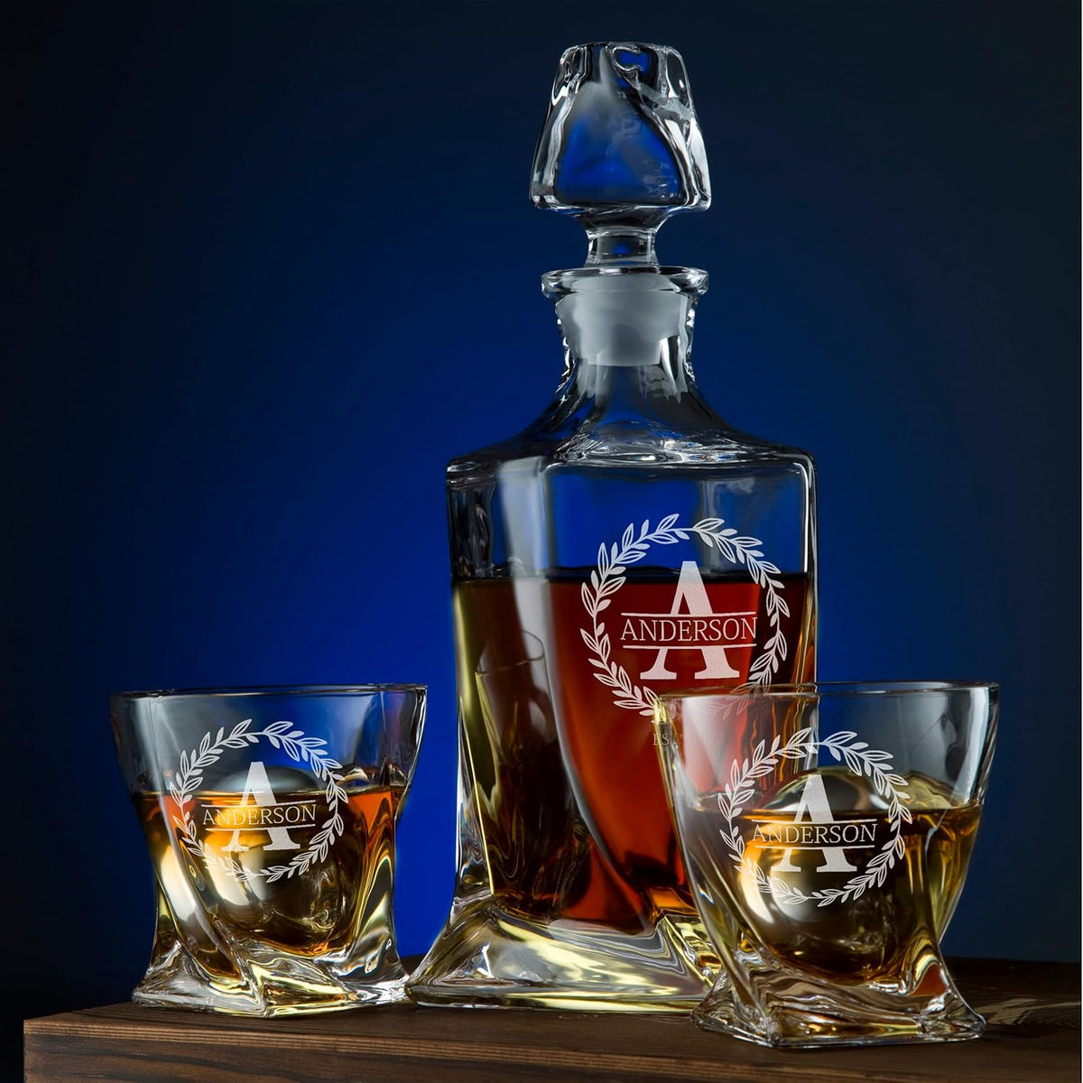 Personalized Whiskey Decanter and Stones Set - Customized Gift for Him - Men, Dad, Father