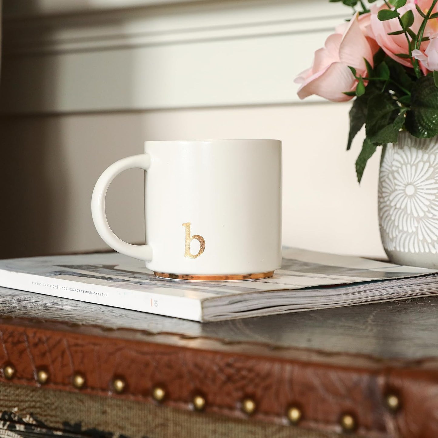 COLLECTIVE HOME - Monogram Ceramic Mugs, 15 oz Golden Initial Coffee Cups, Elegant Alphabet Tea