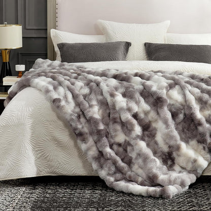 Cozy Bliss Faux Fur Throw Blanket for Couch, Fuzzy Soft Plush Thick Bubble Blanket for Sofa Bedroom