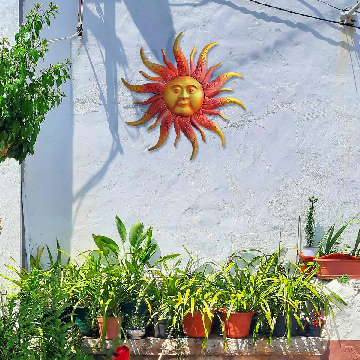 Large Metal Sun Wall Art Decor - 23.6 Inches Rustic Retro Hanging Decoration for Indoor Outdoor