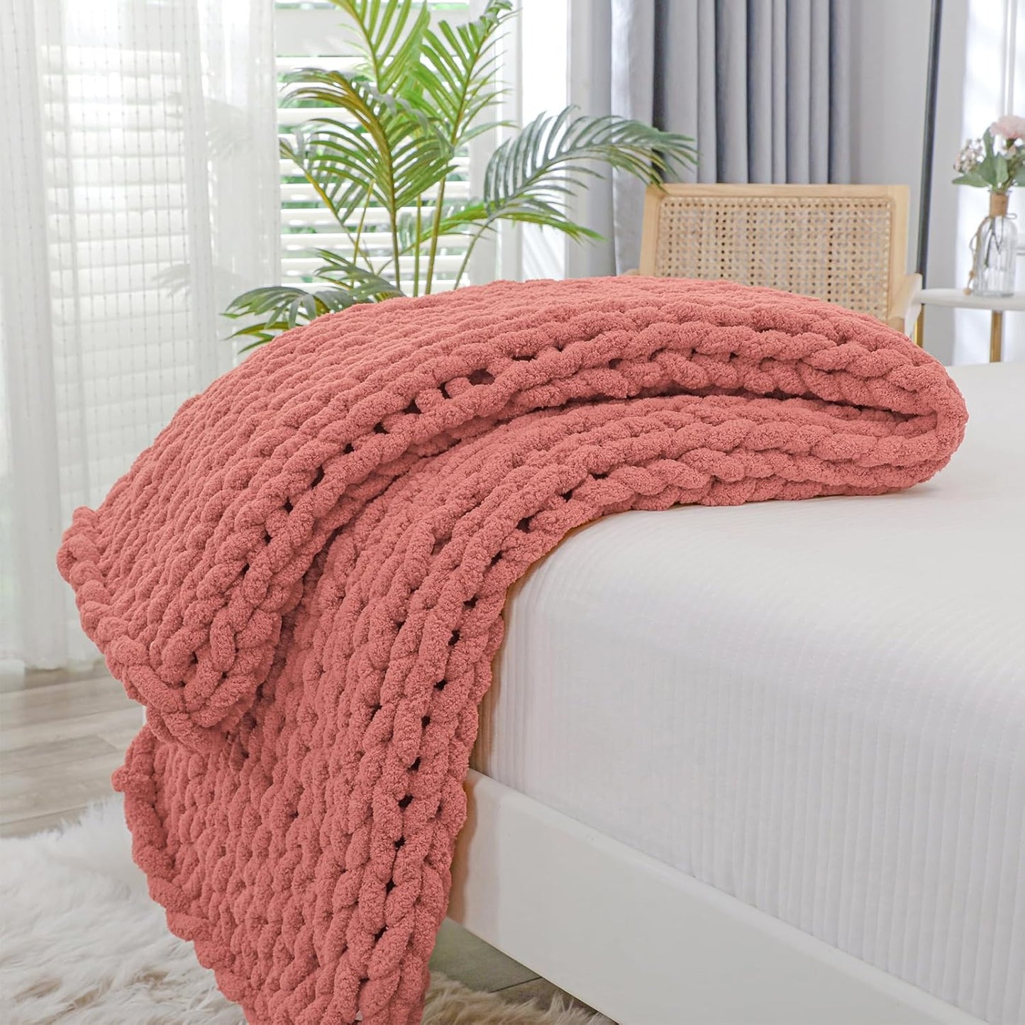 Bigacogo Chunky Knit Throw Blanket for Couch, 40x40 inches, 100% Hand Knitted with Thick Jumbo