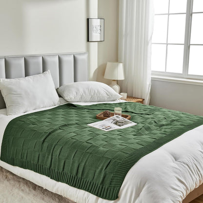CozeCube Knit Throw Blanket,Christmas Green Checkered Bedroom Blanket for Couch,Soft Cozy Warm