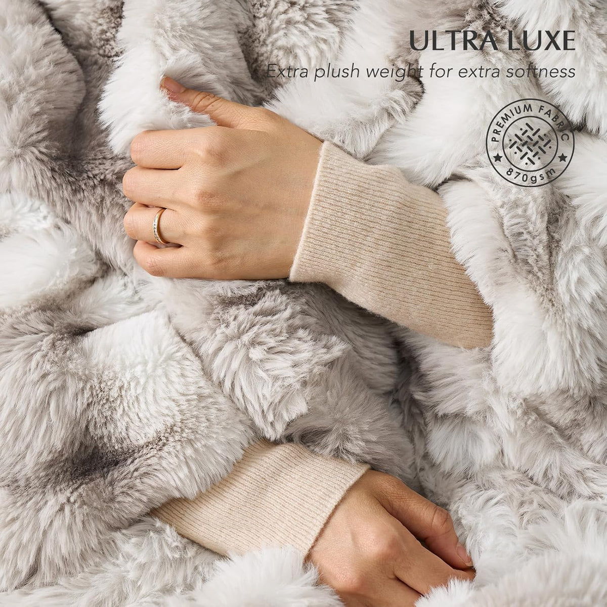 EVERGRACE Ultra Soft Luxury Fluffy Ridgeline Faux Rabbit Fur Throw Blanket, Thick Warm Bubble Throw