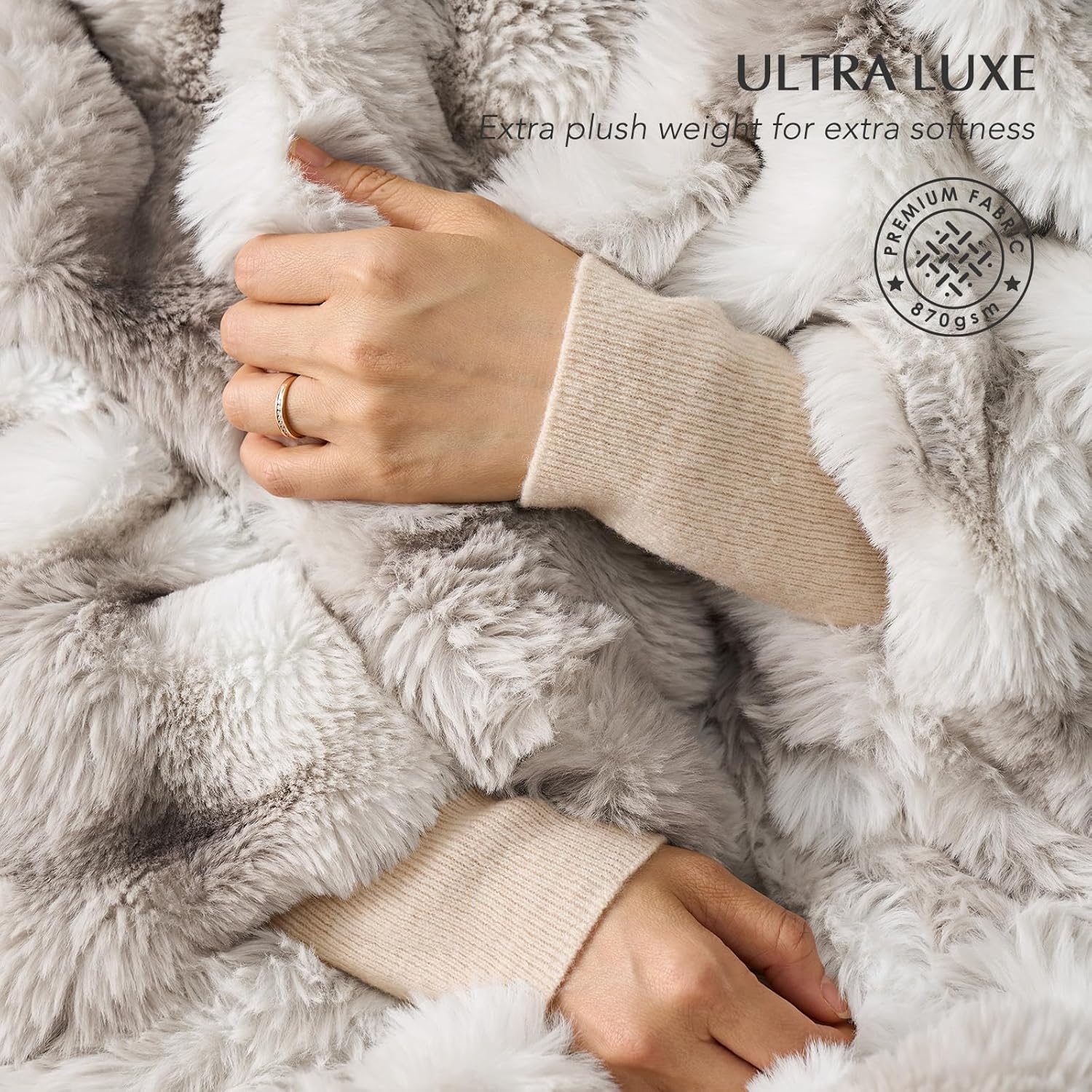 EVERGRACE Ultra Soft Luxury Fluffy Ridgeline Faux Rabbit Fur Throw Blanket, Thick Warm Bubble Throw