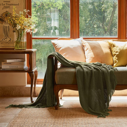 lifein Throw Blanket for Couch, Soft Green Boho Decor Bed Throw,Cozy Knitted Chenille Farmhouse