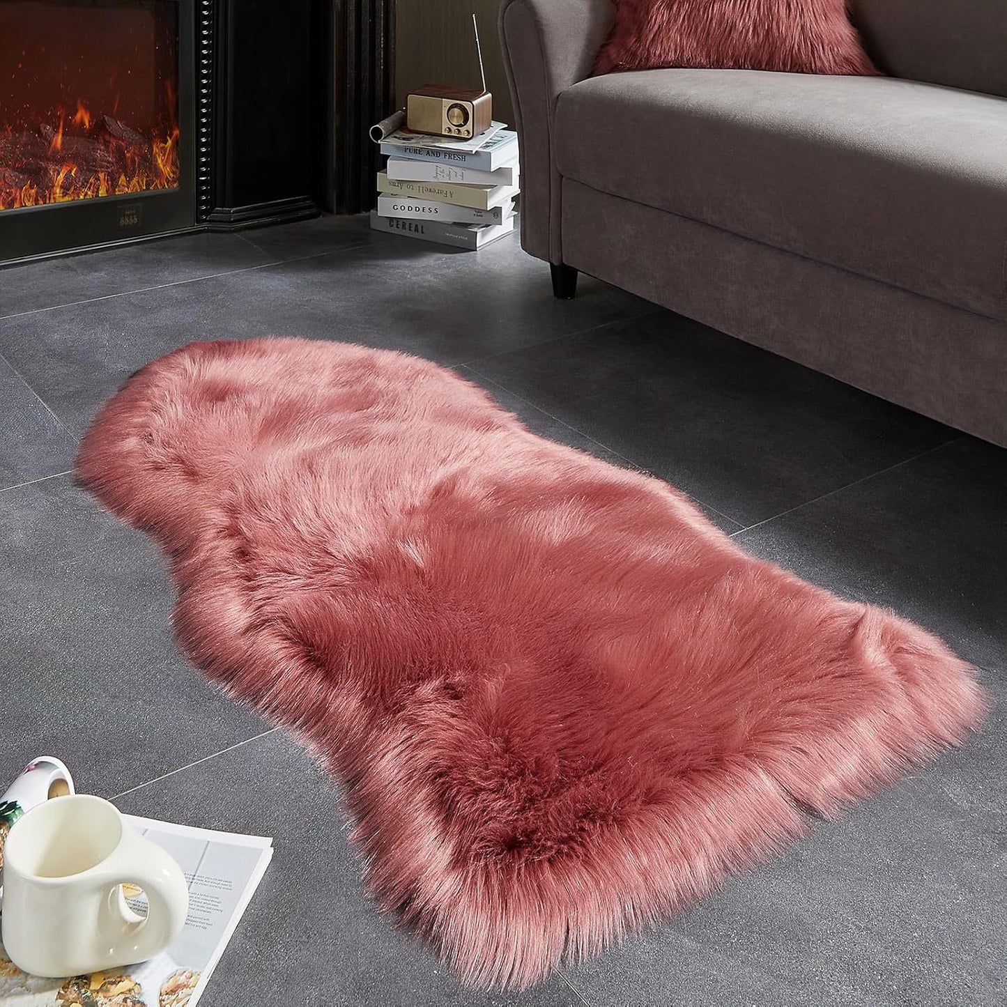 AMTOVO Faux Fur Rug, Blush Pink Area Rug, Fluffy Sheepskin Rug, Fuzzy Ultra Soft 2 x 4 ft Shag Rugs