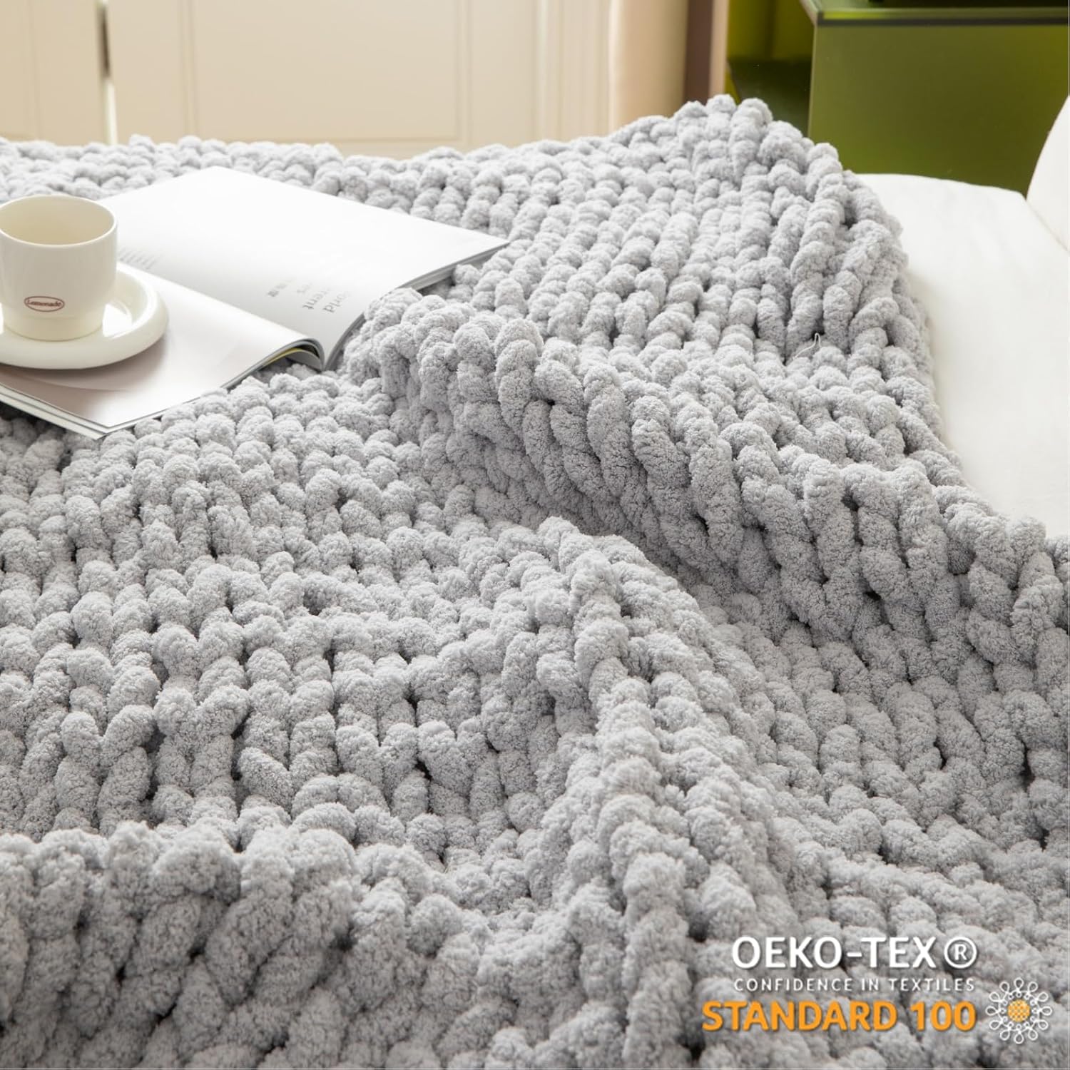 WESHIONGOO Chunky Knit Blanket Throw 50"×60" Knitted Throw Blankets for Couch Bed Fluffy Soft