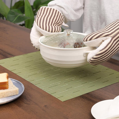Myir JUN Placemats Set of 8, Vinyl Woven Placemats Place Mats Indoor Set of 8 Washable Table Mats
