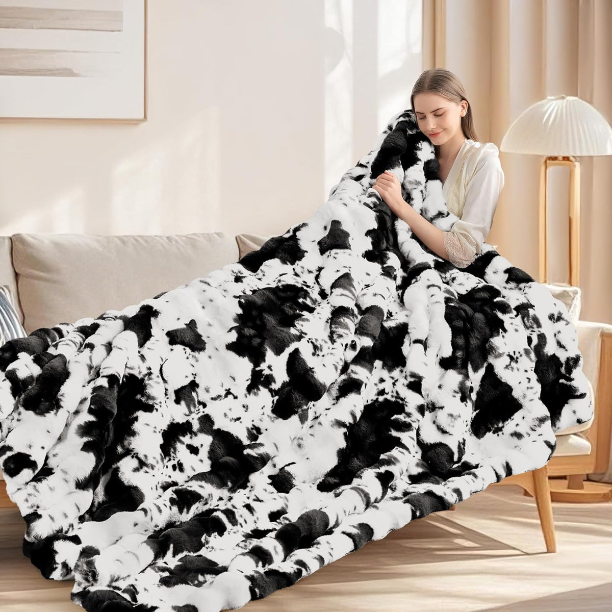 Touchat Cow Print Blanket for Couch, Faux Fur Throw Blanket, Super Heavy Warm Cozy Blankets for Bed