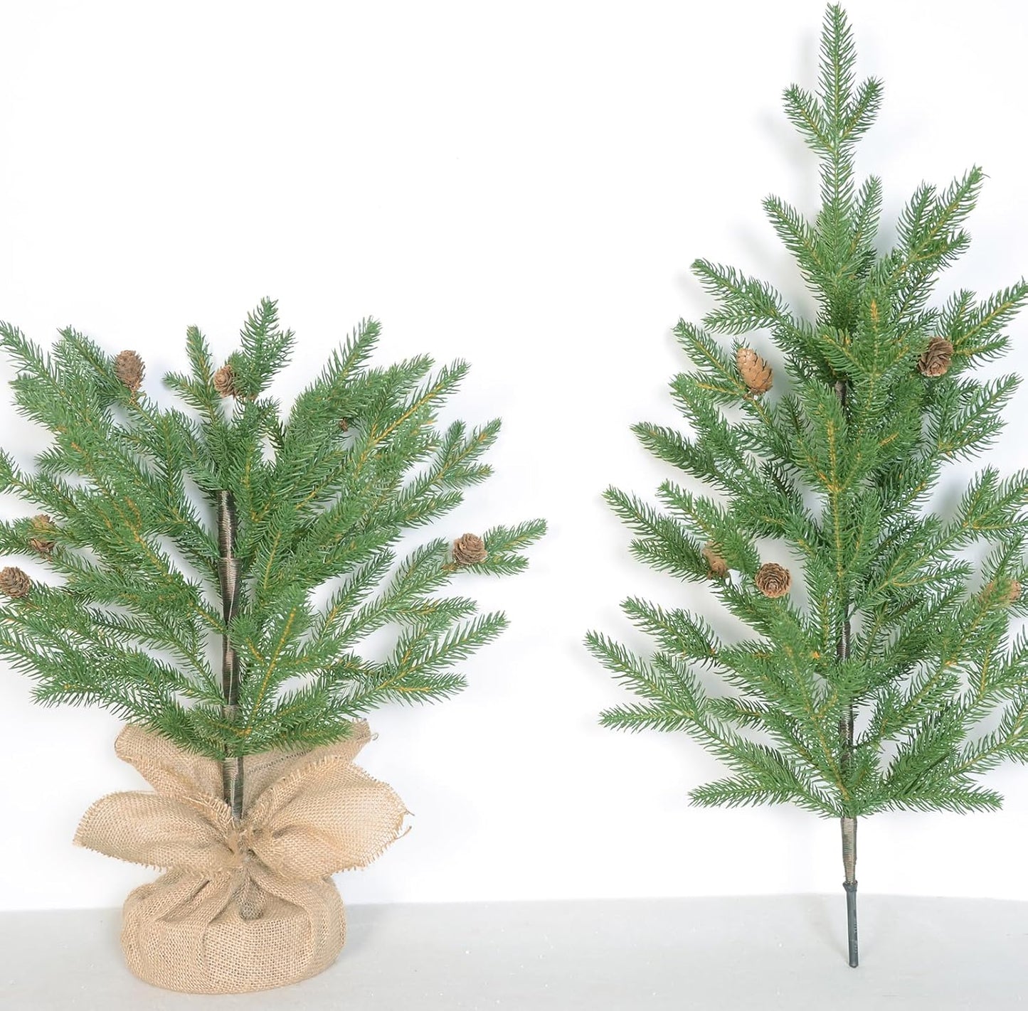 3FT Tabletop Artificial Christmas Tree, 209 Realistic PE Branches, Pine Cone Decorations, Unlit