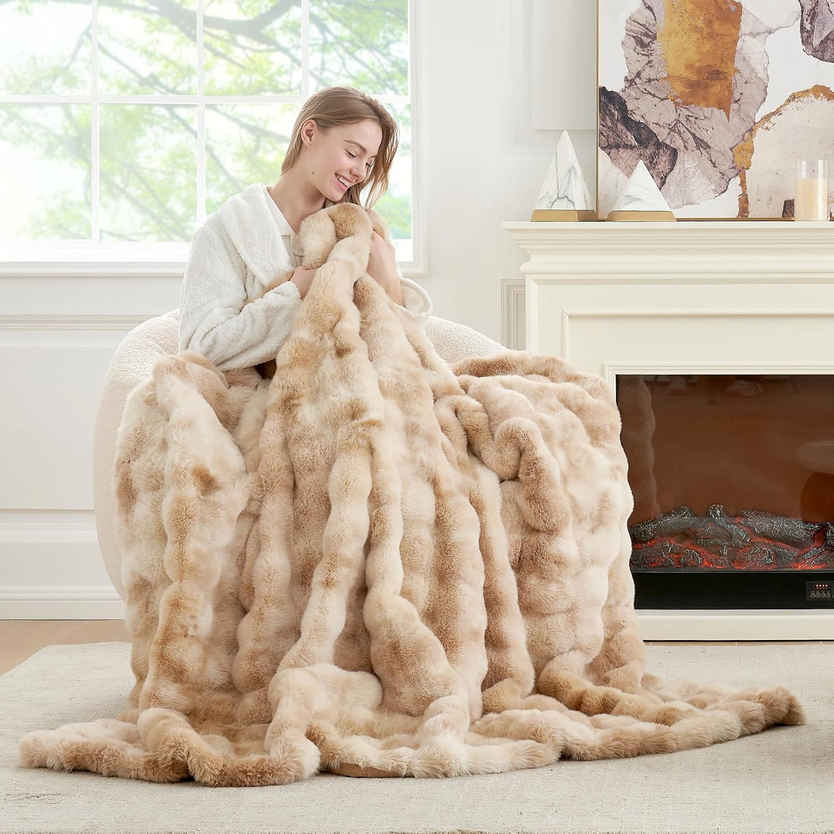 Cozy Bliss Faux Fur Throw Blanket for Couch, Fuzzy Soft Plush Thick Bubble Blanket for Sofa Bedroom