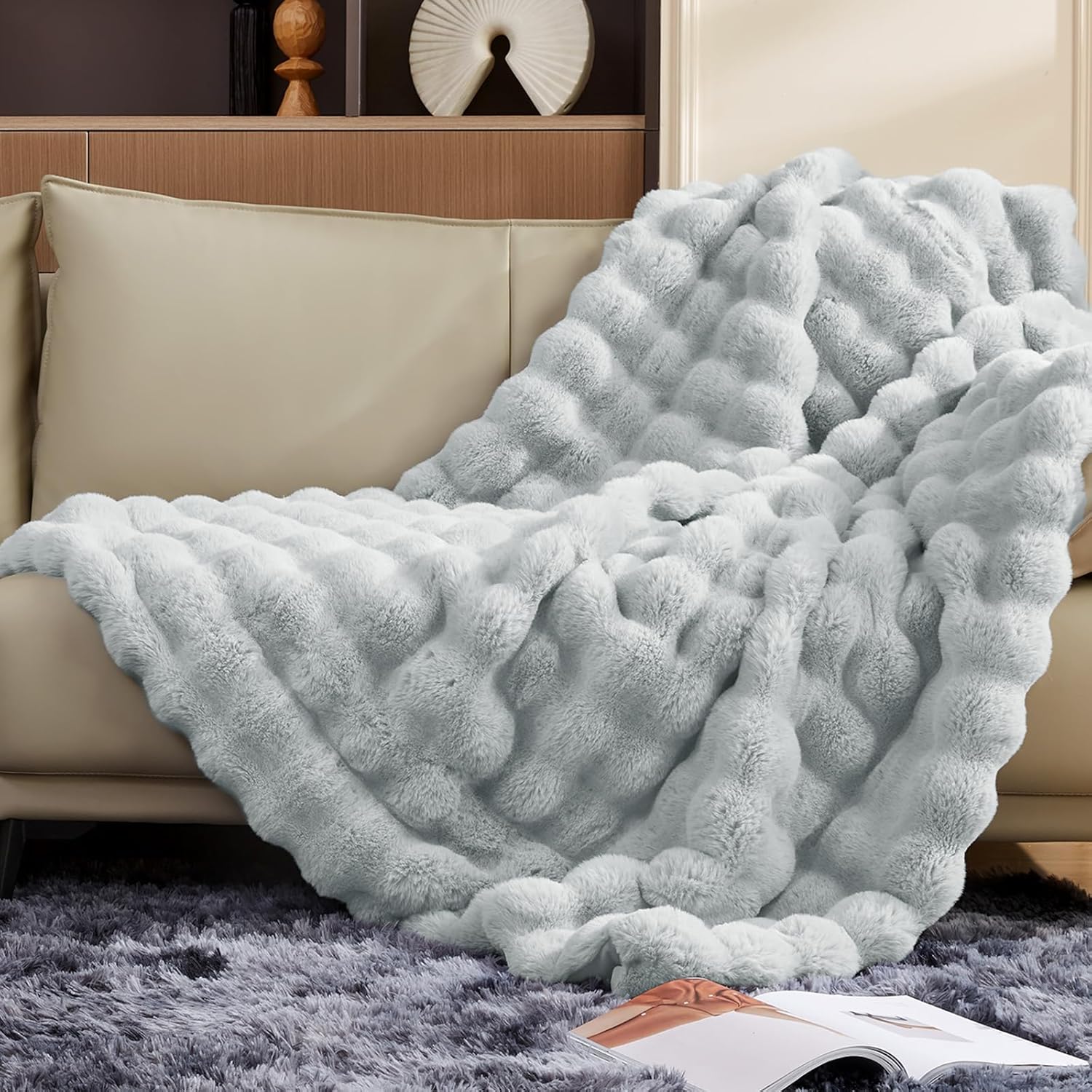 Touchat Luxury 1000GSM Faux Rabbit Fur Throw Blanket, Super Heavy Warm Cozy Grey Blankets for Couch