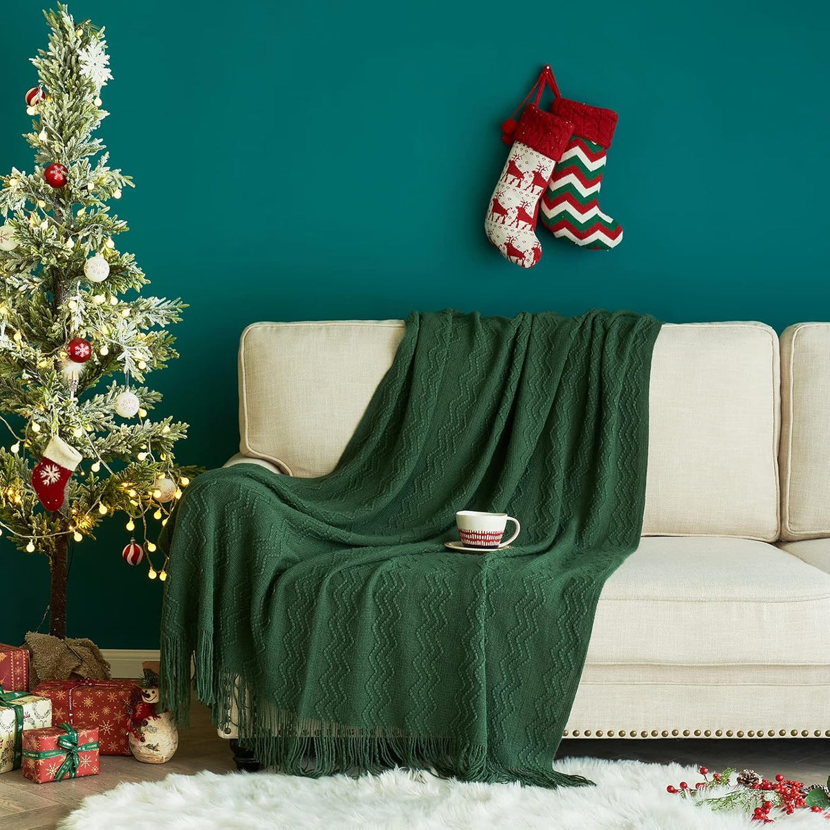 MIULEE Dark Green Knitted Throw Blanket for Couch Boho Textured Cozy Woven Blanket with Tassels for