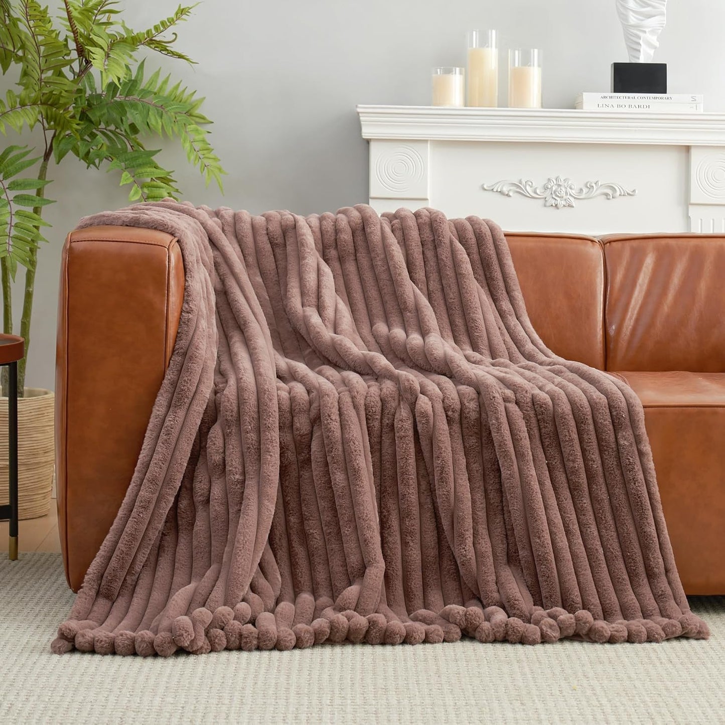 Amélie Home Faux Fur Throw Blanket for Couch, Cozy Fuzzy Fluffy Fur Luxurious Soft Striped Plush