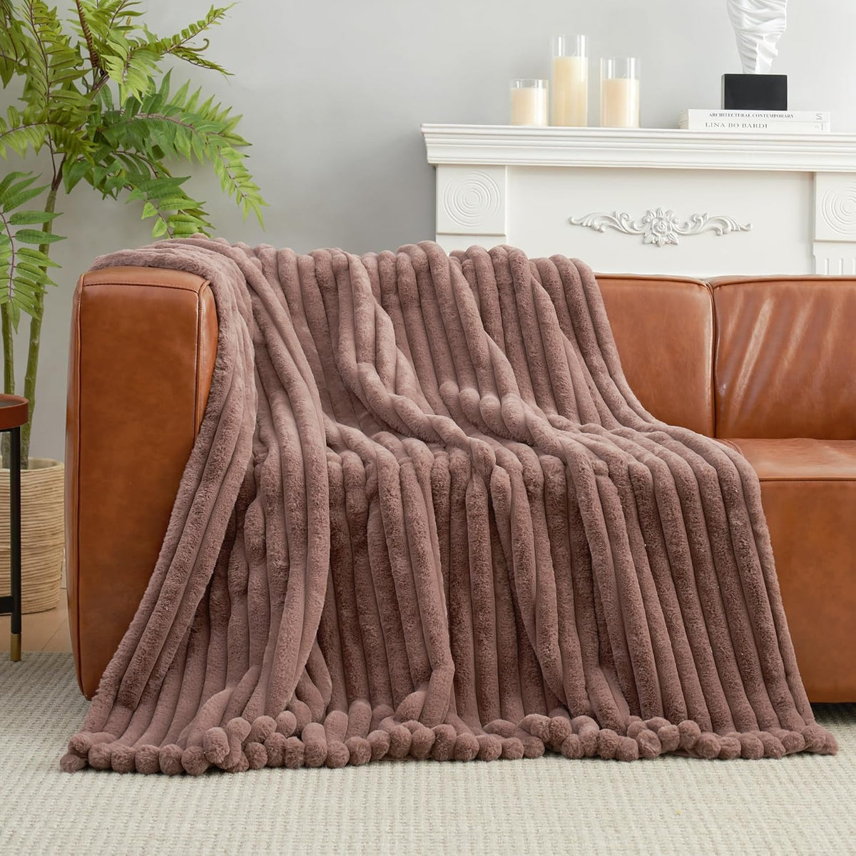 Amélie Home Faux Fur Throw Blanket for Couch, Cozy Fuzzy Fluffy Fur Luxurious Soft Striped Plush