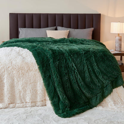 GONAAP Fuzzy Faux Fur Throw Blanket Dark Green Super Soft Cozy Plush Fuzzy Shaggy Blanket for Couch