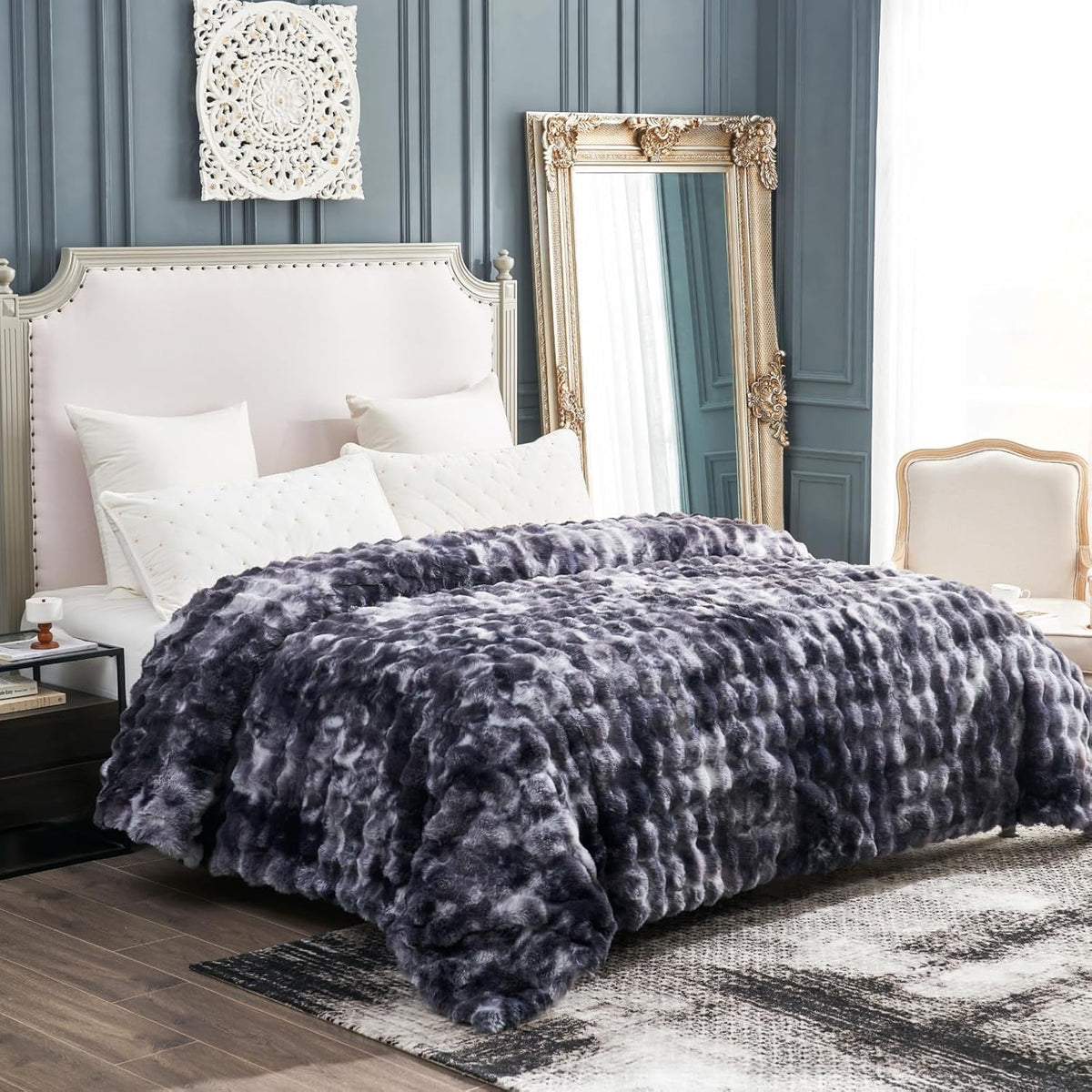 Cozy Bliss Faux Fur Throw Blanket for Couch, Fuzzy Soft Plush Thick Bubble Blanket for Sofa Bedroom