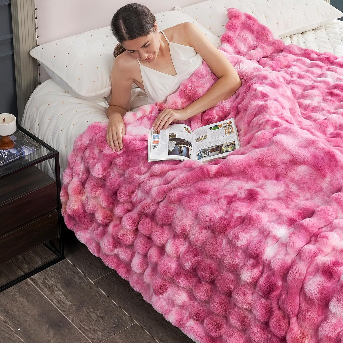 Cozy Bliss Faux Fur Throw Blanket for Couch, Fuzzy Soft Plush Thick Bubble Blanket for Sofa Bedroom